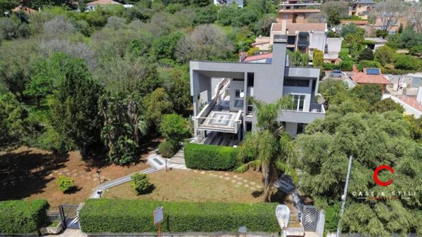 casa indipendente in vendita a Palermo in zona Mondello