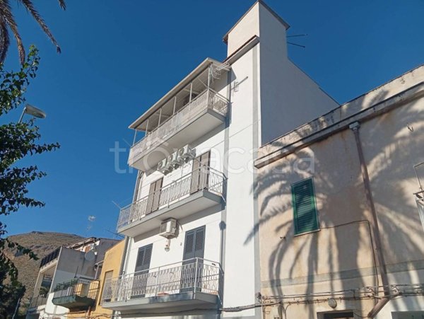 appartamento in vendita a Palermo in zona Partanna