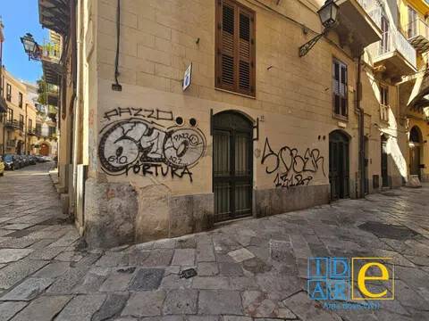 appartamento in vendita a Palermo in zona Centro storico