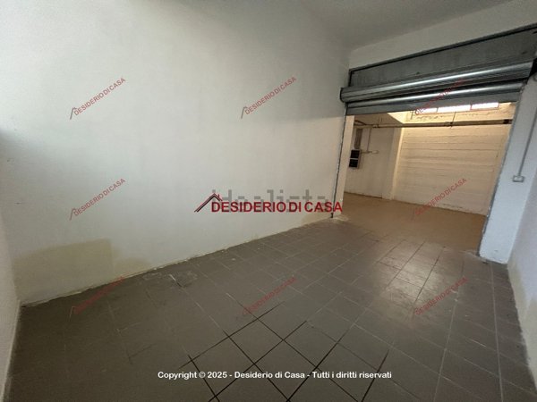 box auto in vendita a Palermo in zona Cruillas