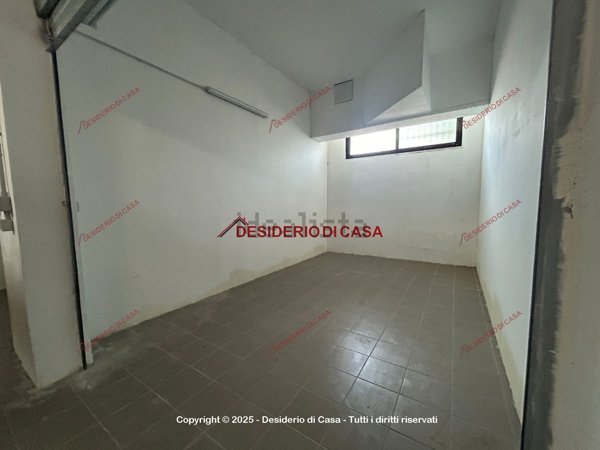 box auto in vendita a Palermo in zona Cruillas