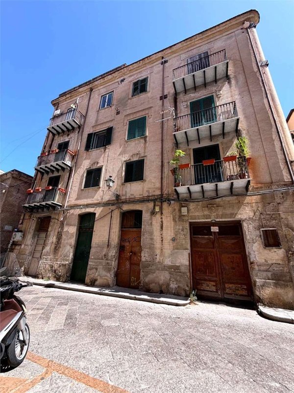 appartamento in vendita a Palermo in zona Centro storico