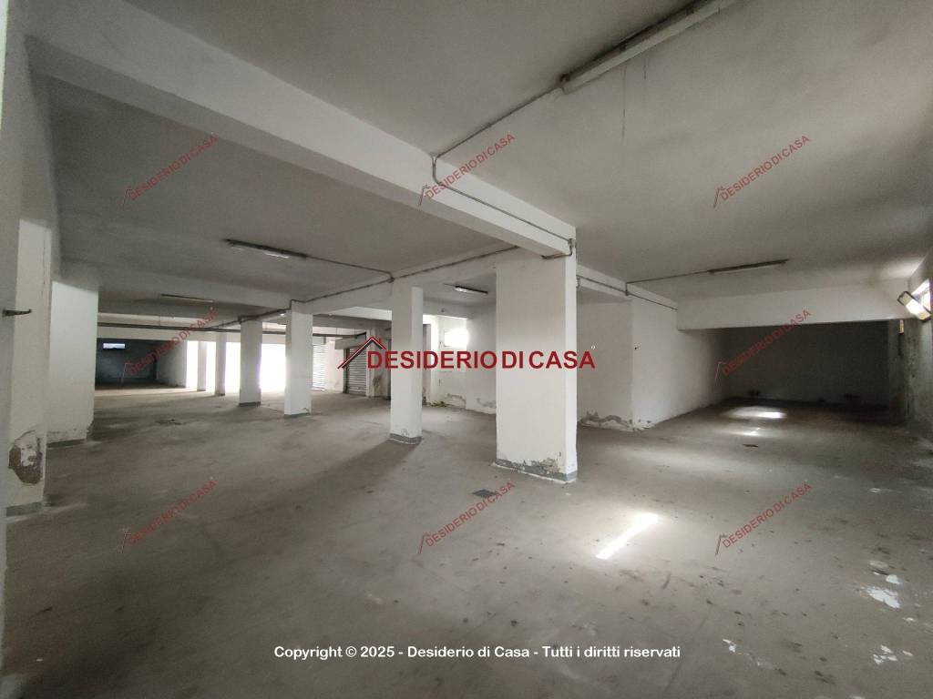 box auto in vendita a Palermo in zona Libertà