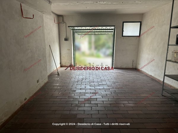 box auto in vendita a Palermo in zona Mondello
