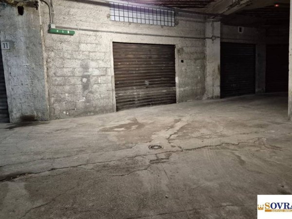 box auto in vendita a Palermo in zona Resuttana