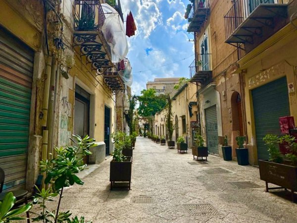 appartamento in vendita a Palermo in zona Centro storico