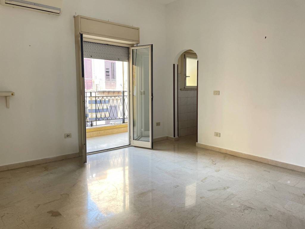 appartamento in vendita a Palermo in zona Oreto
