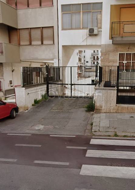 box auto in vendita a Palermo in zona Resuttana