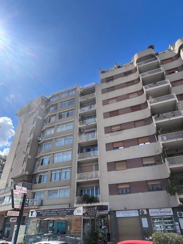 appartamento in vendita a Palermo in zona Uditore