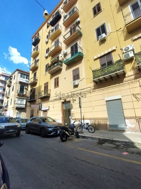 appartamento in vendita a Palermo in zona Oreto