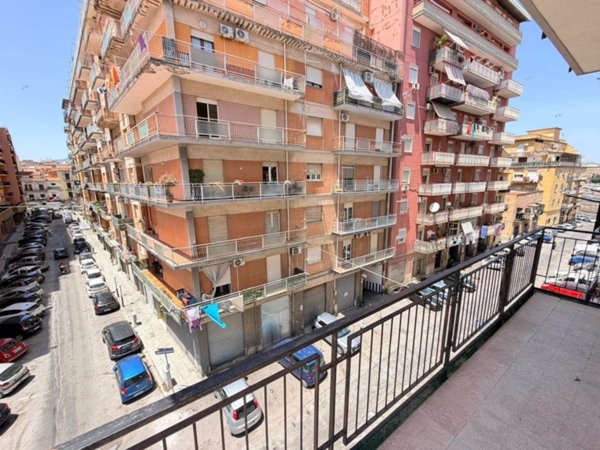 appartamento in vendita a Palermo in zona Oreto