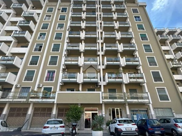 appartamento in vendita a Palermo in zona Malaspina/Palagonia