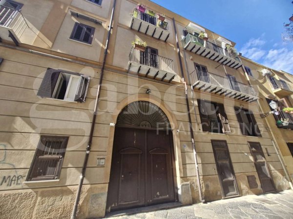 appartamento in vendita a Palermo in zona Centro storico