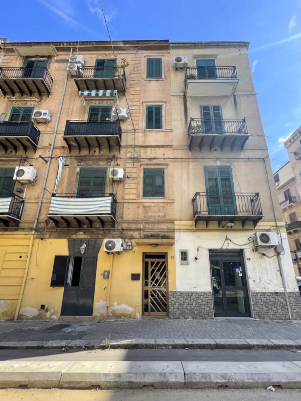 appartamento in vendita a Palermo in zona Oreto