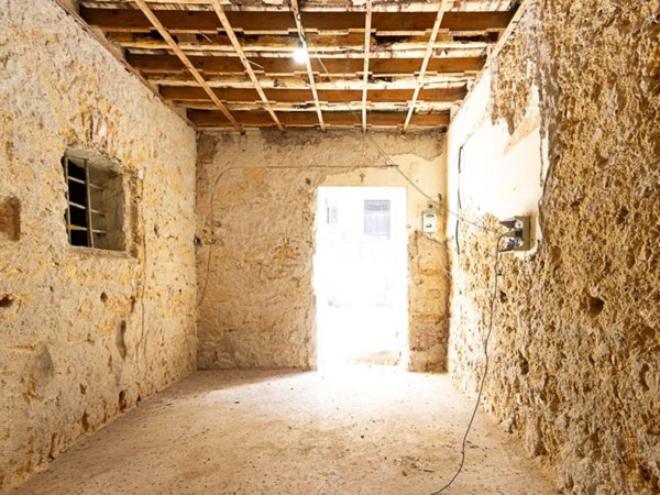 appartamento in vendita a Palermo in zona Zisa