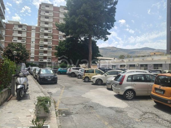 appartamento in vendita a Palermo
