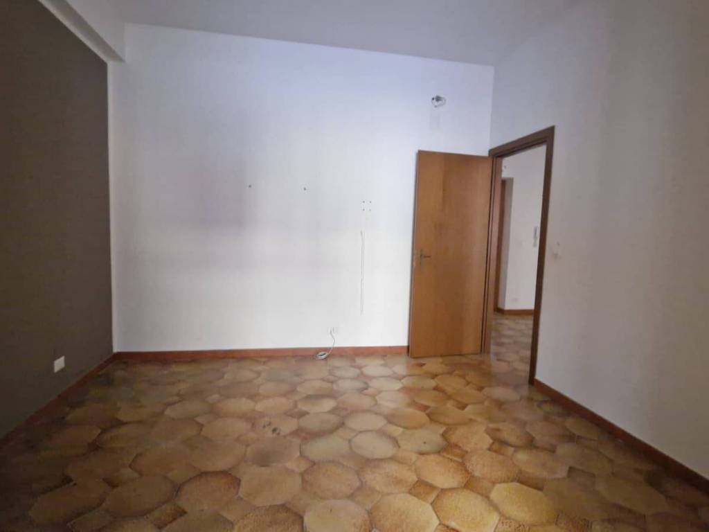 ufficio in vendita a Palermo in zona Pallavicino