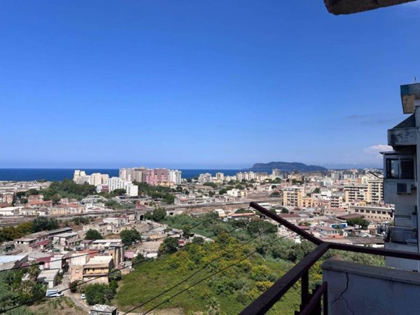 appartamento in vendita a Palermo in zona Oreto
