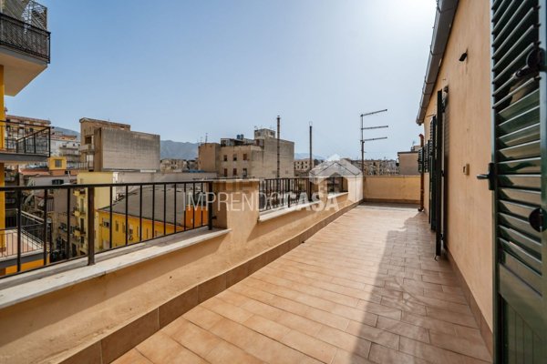 appartamento in vendita a Palermo in zona Oreto
