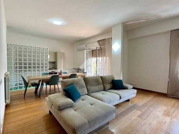 appartamento in vendita a Palermo in zona Zisa
