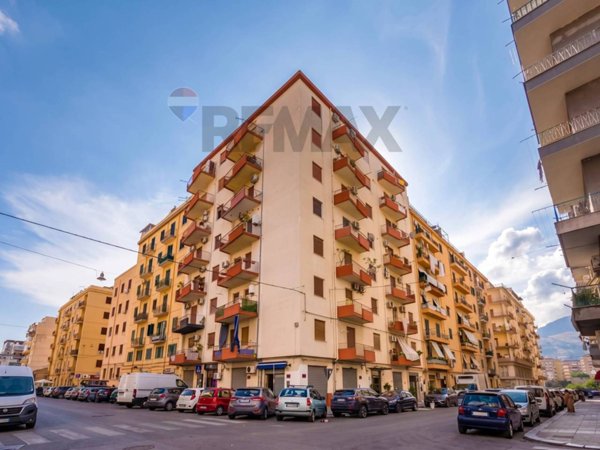 appartamento in vendita a Palermo in zona Oreto