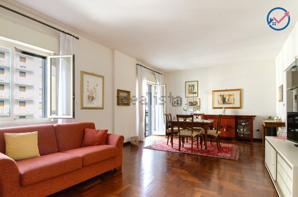 appartamento in vendita a Palermo in zona Montegrappa / Santa Rosalia