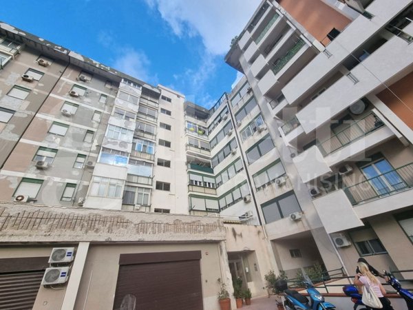 appartamento in vendita a Palermo in zona Tommaso Natale