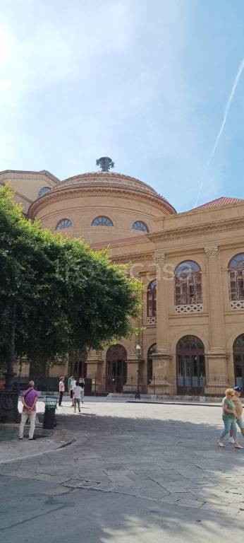 appartamento in vendita a Palermo in zona Politeama