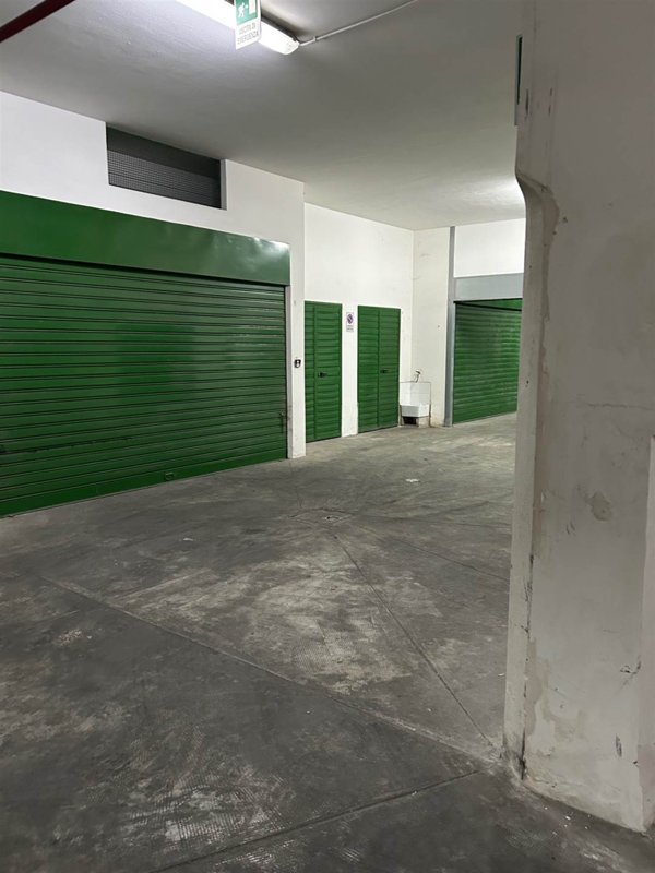 ufficio in vendita a Palermo in zona Libertà