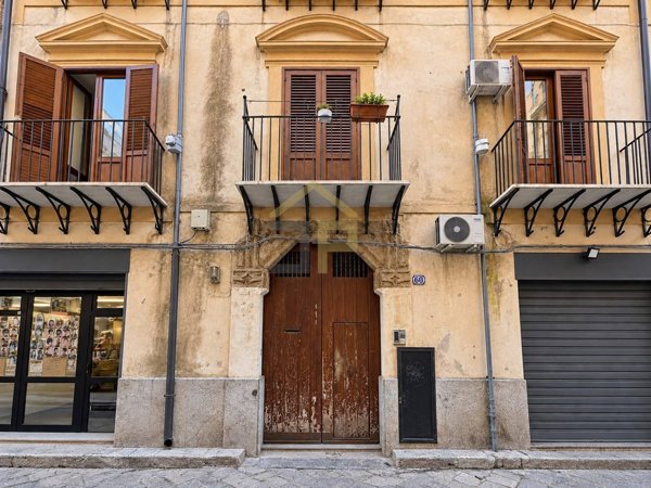 appartamento in vendita a Palermo in zona Centro storico