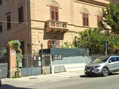 appartamento in vendita a Palermo in zona Montepellegrino