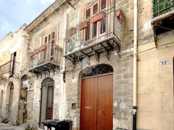 appartamento in vendita a Palermo in zona Centro storico