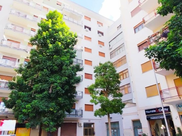 appartamento in vendita a Palermo in zona San Lorenzo