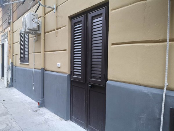 appartamento in vendita a Palermo in zona Zisa