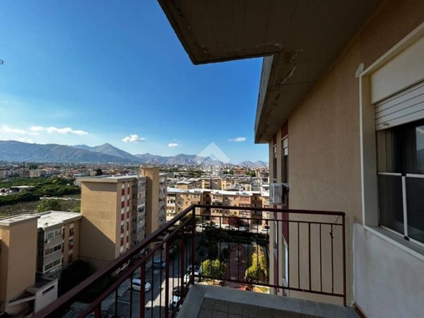 appartamento in vendita a Palermo in zona Chiavelli