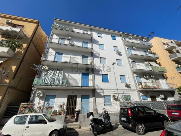 appartamento in vendita a Palermo in zona San Lorenzo