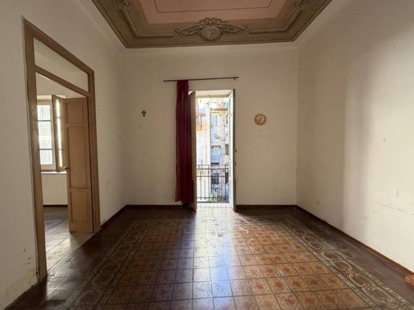 appartamento in vendita a Palermo in zona Zisa