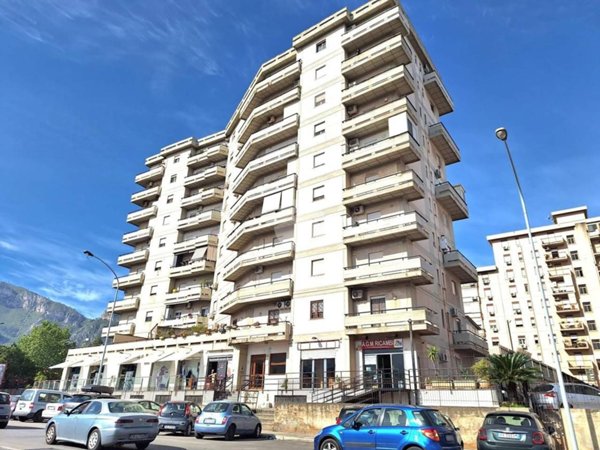 appartamento in vendita a Palermo