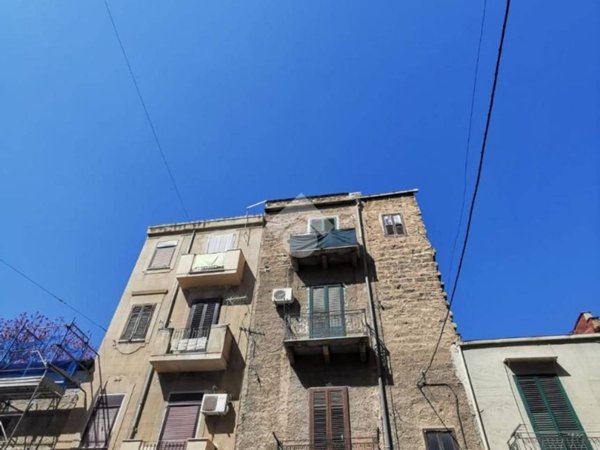 appartamento in vendita a Palermo in zona Montegrappa / Santa Rosalia