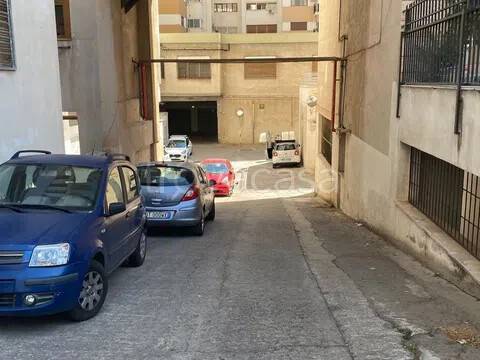 box auto in vendita a Palermo in zona Resuttana