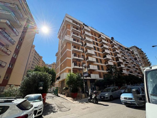appartamento in vendita a Palermo in zona Libertà