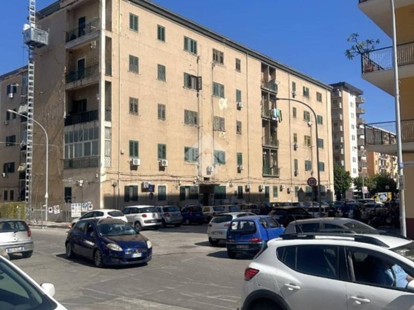 appartamento in vendita a Palermo in zona Oreto