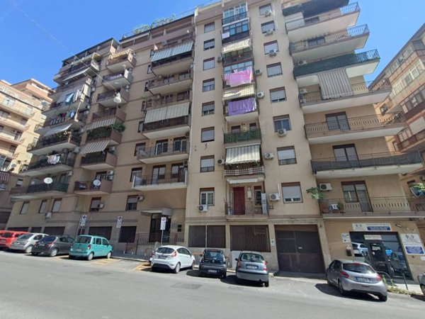 appartamento in vendita a Palermo in zona Oreto