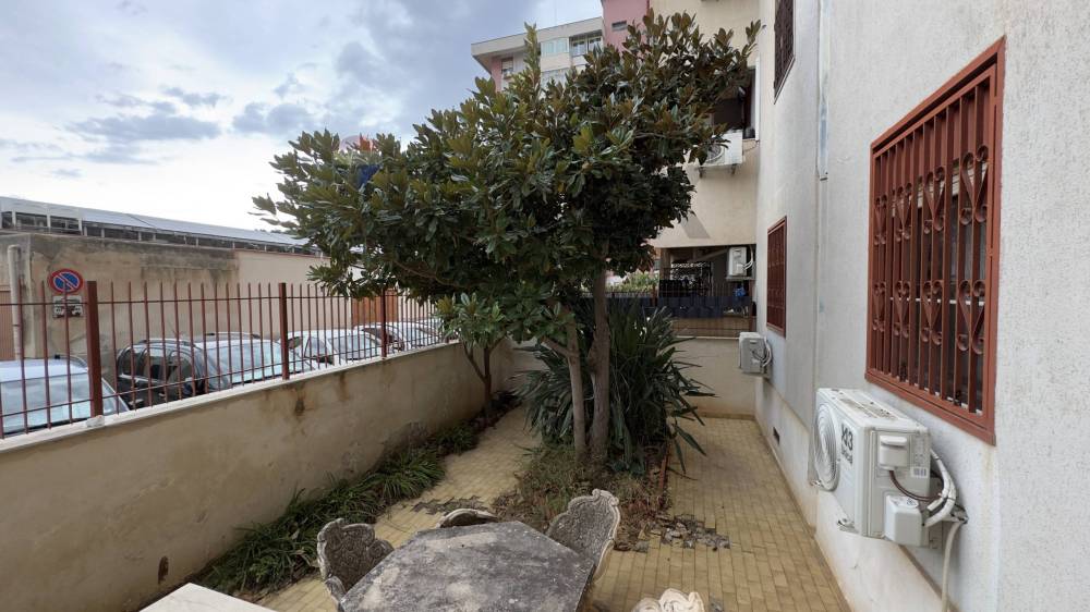 appartamento in vendita a Palermo in zona Tommaso Natale