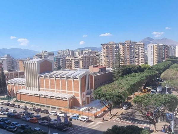 appartamento in vendita a Palermo in zona Montepellegrino