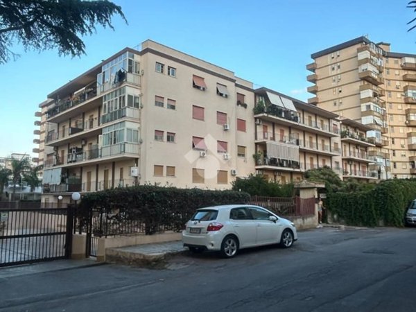 appartamento in vendita a Palermo in zona Oreto