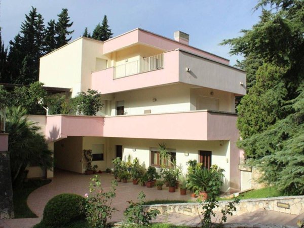 casa indipendente in vendita a Palermo in zona Baida
