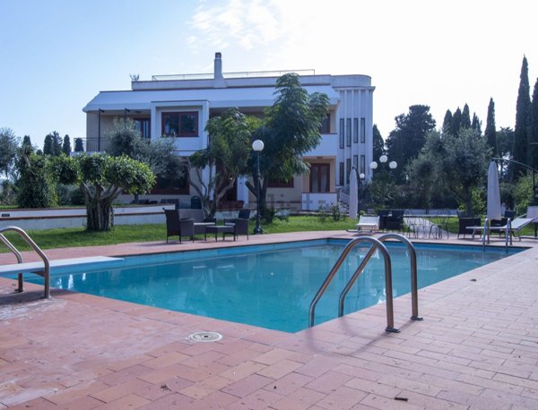 casa indipendente in vendita a Palermo in zona Tommaso Natale