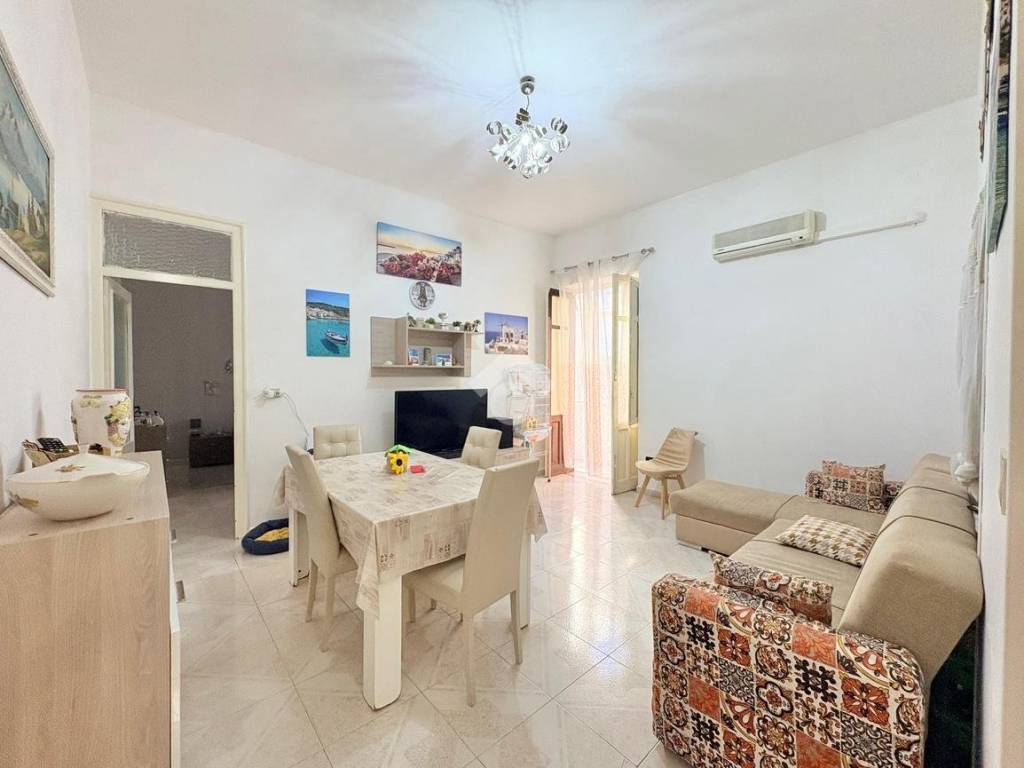 appartamento in vendita a Palermo in zona Oreto
