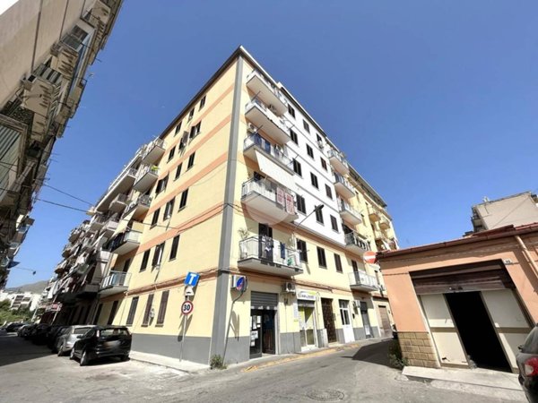 appartamento in vendita a Palermo in zona Altarello
